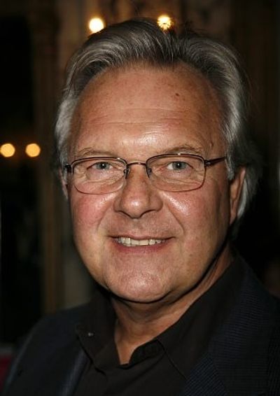 Walter Bobbie Photo