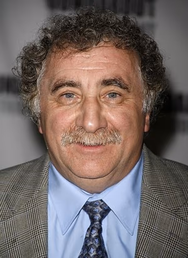 Teddy Coluca
 Photo