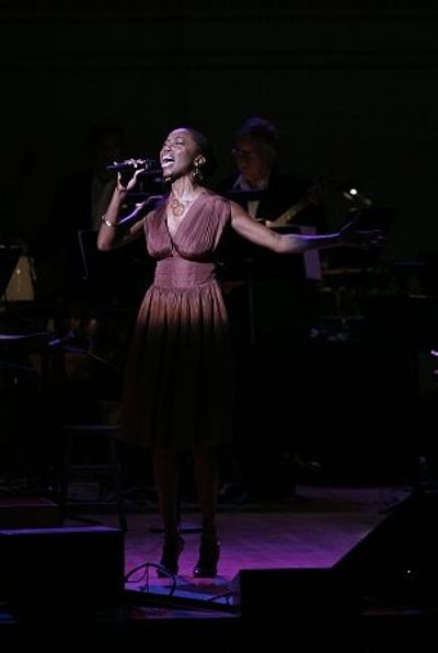 Heather Headley
 Photo