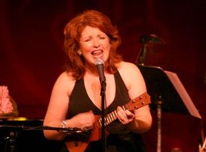 Klea Blackhurst Photo