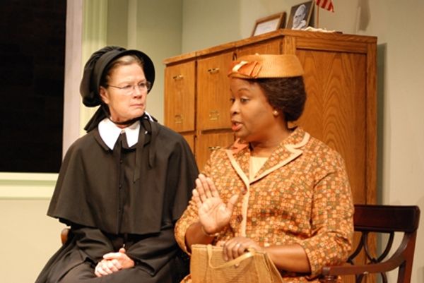 Linda Gehringer and Kimberly Scott as Mrs. Muller
 Photo