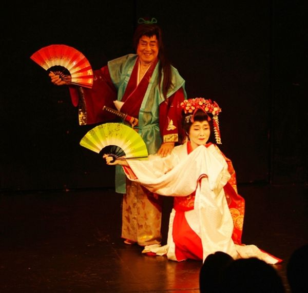 l-r: Ryuji Sawa and Mari Okamoto Photo