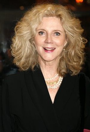 Blythe Danner Photo