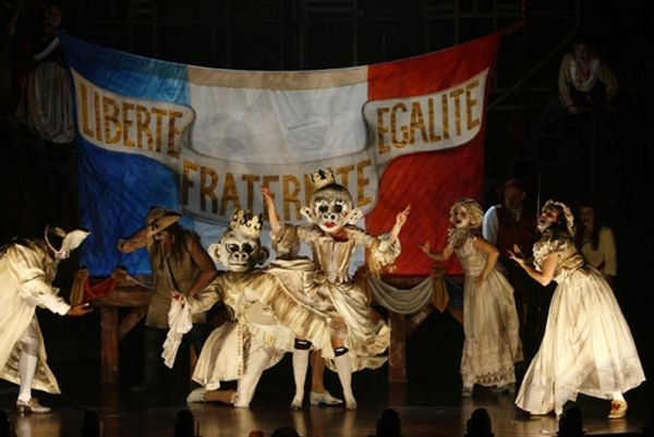 The Florida cast featured James Barbour (Sydney Carton), Craig Bennett (Jerry Crunche Photo