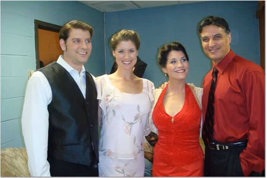 Photo Flash: Cuccioli in 'Show Boat' at Broadway Ala Carte Image