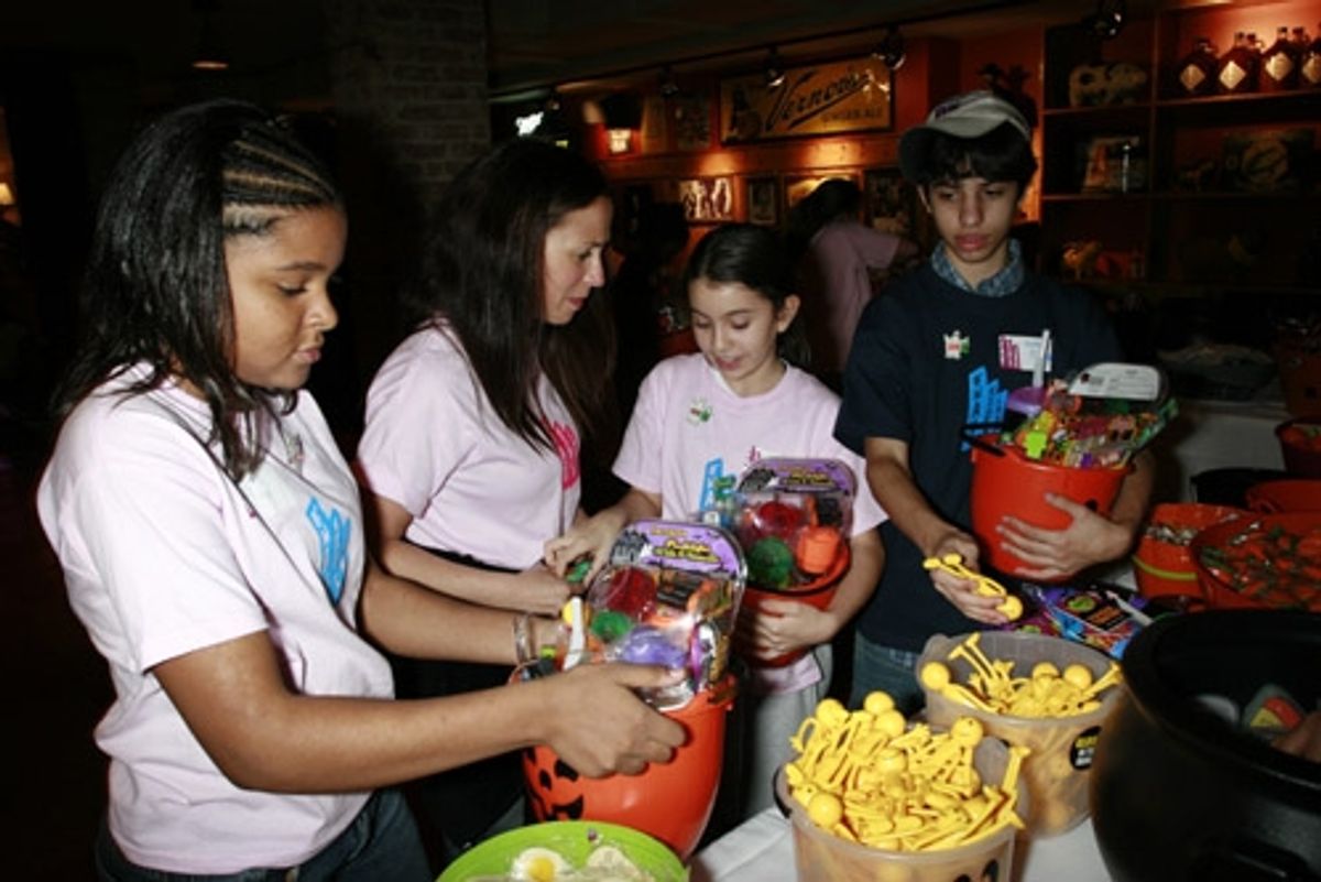l-r: Brynn Williams (How the Grinch Stole Christmas), Traci Melek (mother of Gabby Malek, Chitty Chitty Bang Bang), Nicole Bocchi (Mary Poppins) and Antonio D'Amato (How the Grinch Stole Christmas) at 