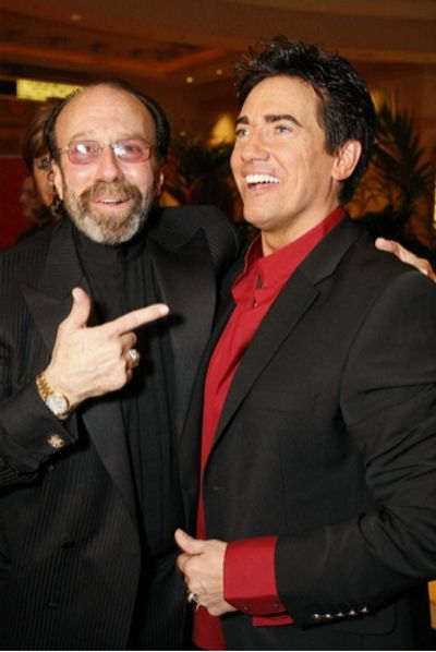 Manager Bernie Yuman and Gordie Brown Photo