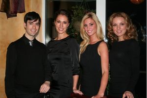 Accompianist Ben Cohen with The Three Graces: Sara Gettelfinger, Kelly Levesque and J Photo