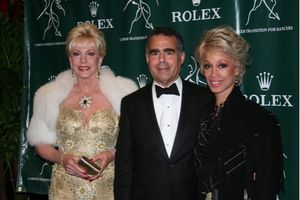 Patricia Kennedy (CTFD 22nd Anniversary Chair) Allen Brill and Mercedes Ellington (CT Photo