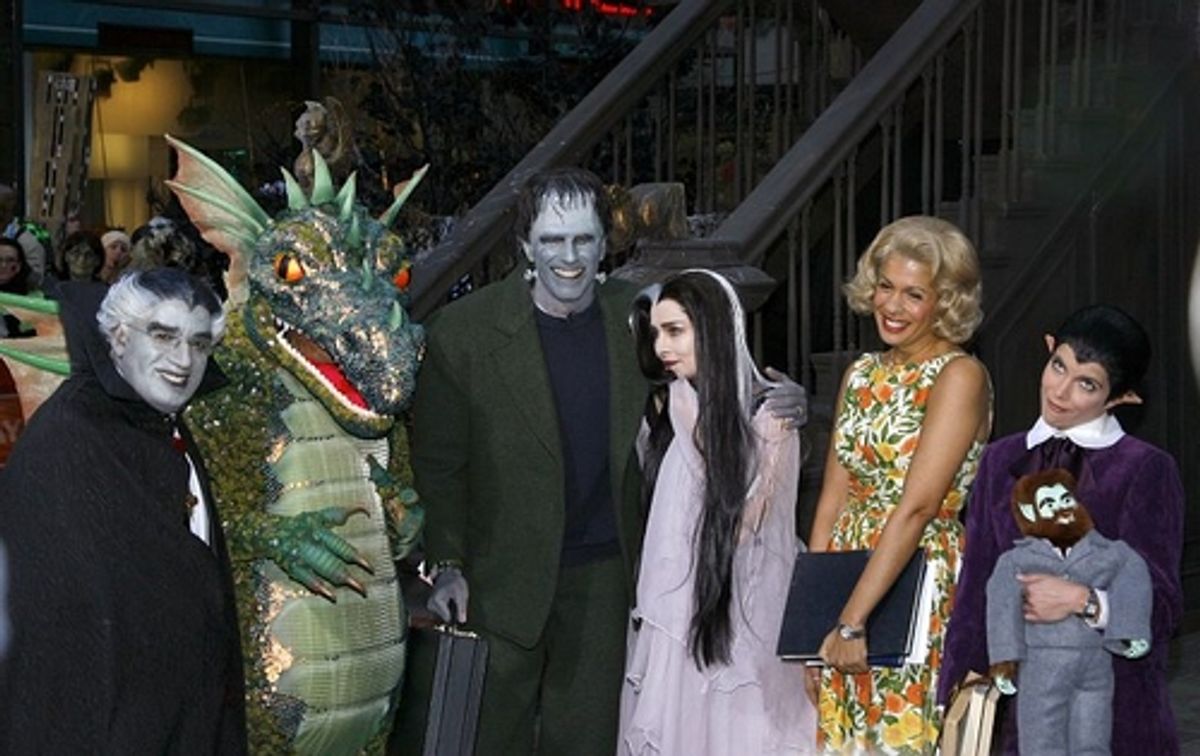 l-r: Al Roker, Tiki Barber, Matt Lauer, Meredith Viera, Hoda Kotb and Natalie Morales at 