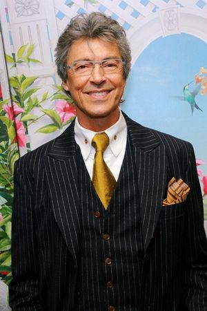 Host Tommy Tune Photo