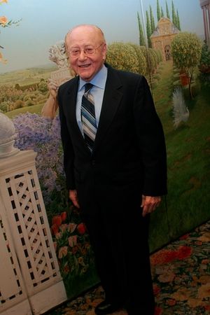Seymour "Red" Press Photo