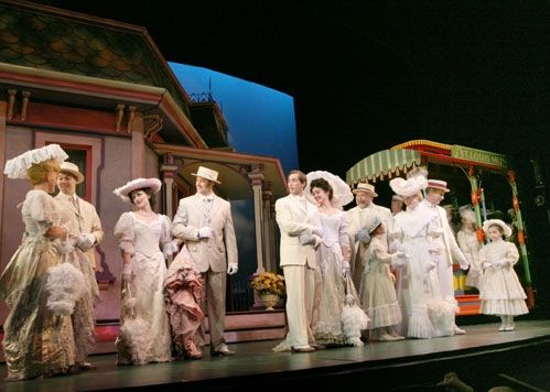 Photo Flash: 'Meet Me in St. Louis' at Paper Mill Playhouse — photo 16 of 17