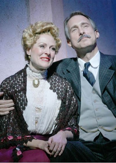 Donna English (Anna Smith) and Gregg Edelman (Alonso Smith) Photo