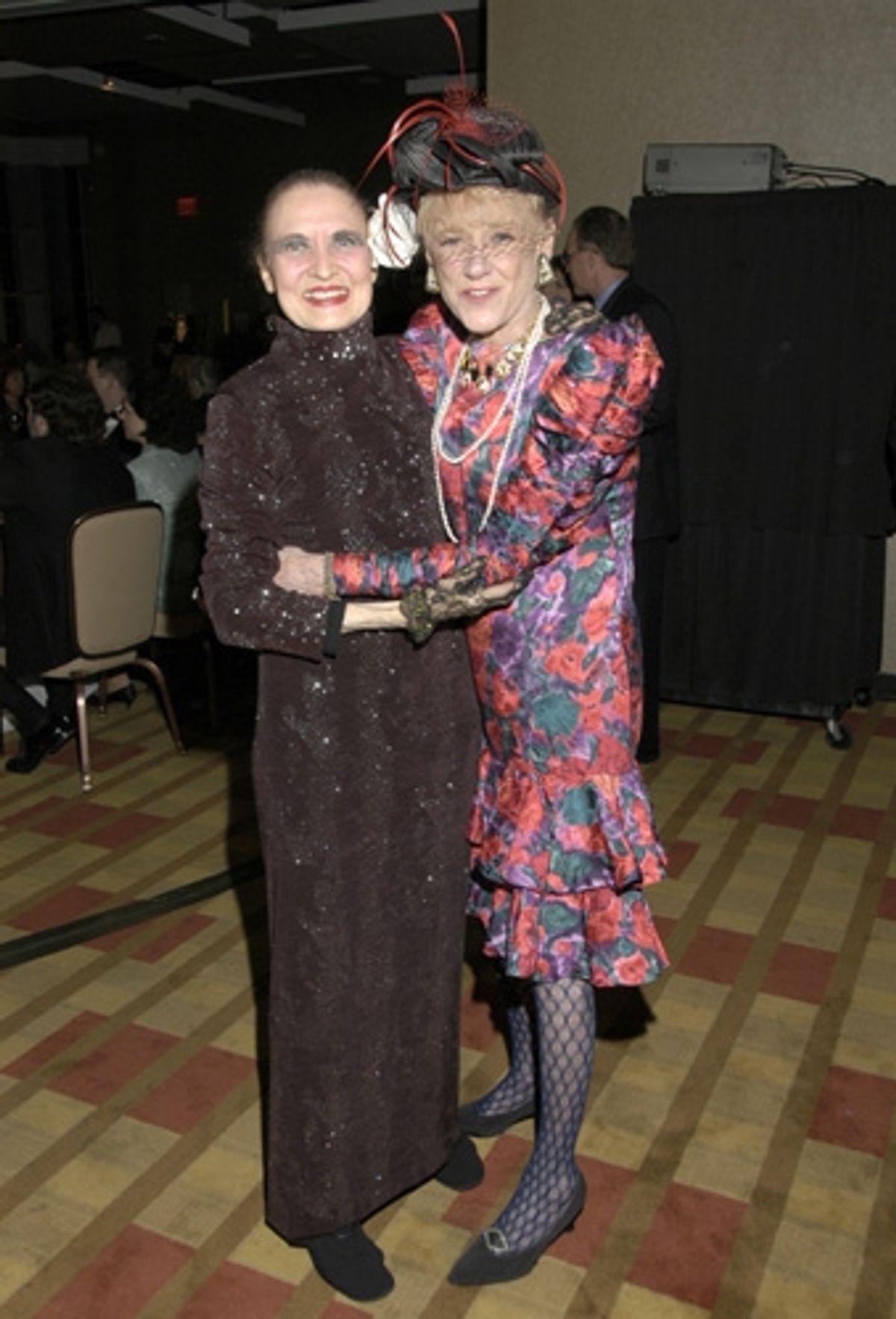 Julie Wilson and Arlene Kieta flaunt the 40s at 