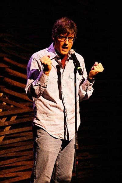 Mo Rocca Photo