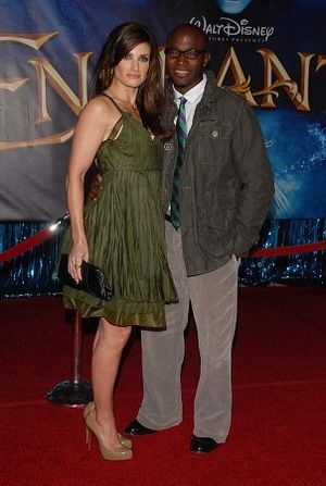 Idina Menzel and Taye Diggs Photo