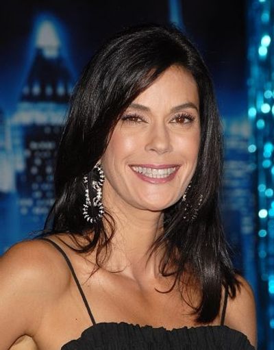 Teri Hatcher  Photo