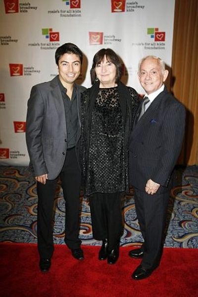 Shaun Taylor Corbett, his mother and Raphael Sanchez Photo