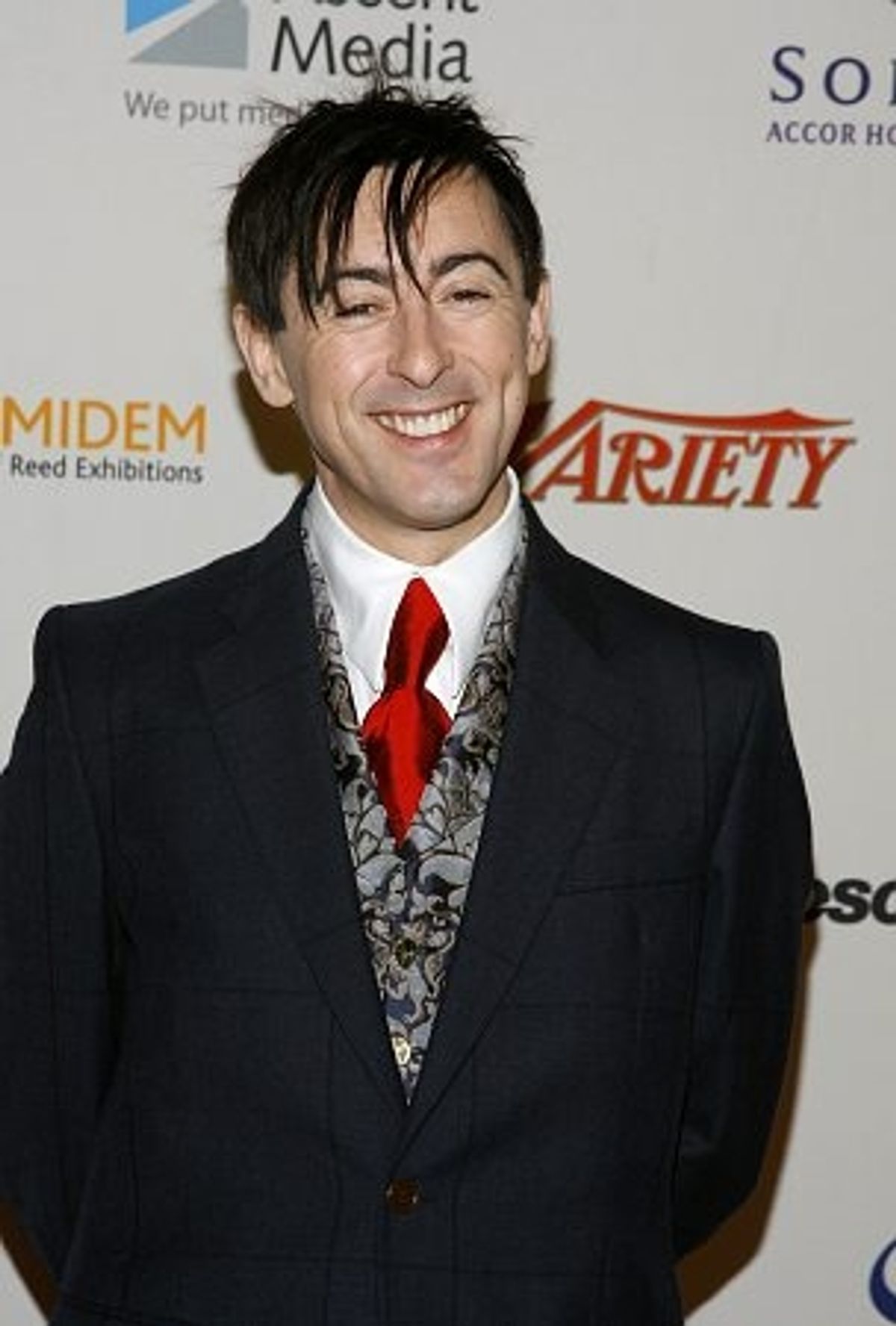 Alan Cumming at International Emmy Award Arrivals