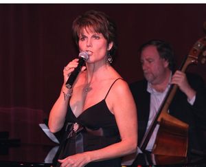 Lucie Arnaz Photo