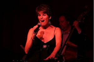 Lucie Arnaz Photo