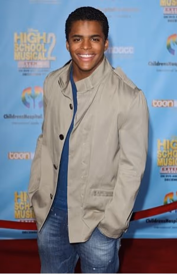 Chris Warren Jr. Photo