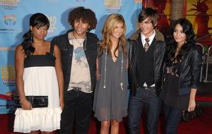 Monique Coleman, Corbin Bleu, Ashley Tisdale, Zac Efron and Vanessa Hudgens Photo