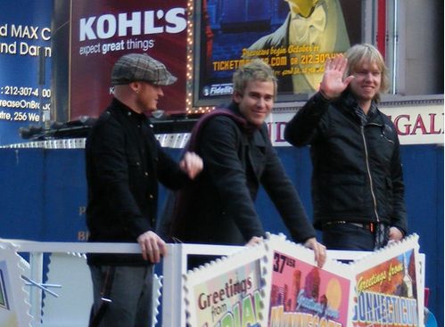 Photo Coverage: Macy's Thanksgiving Day Parade 2007 — photo 85 of 103