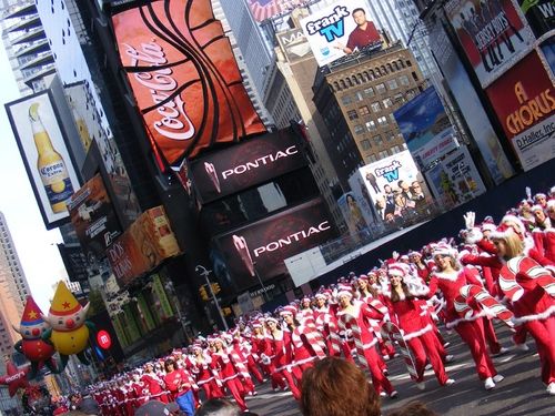 Photo Coverage: Macy's Thanksgiving Day Parade 2007 — photo 102 of 103