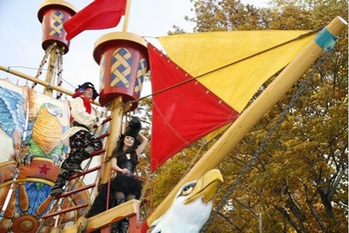 Sarah Brightman at Macy's Thanksgiving Day Parade 2007