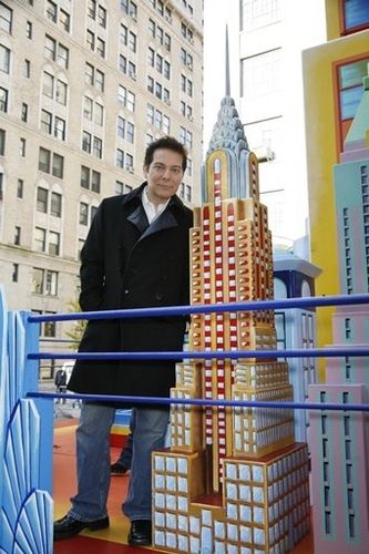 Photo Coverage: Macy's Thanksgiving Day Parade 2007 — photo 20 of 103