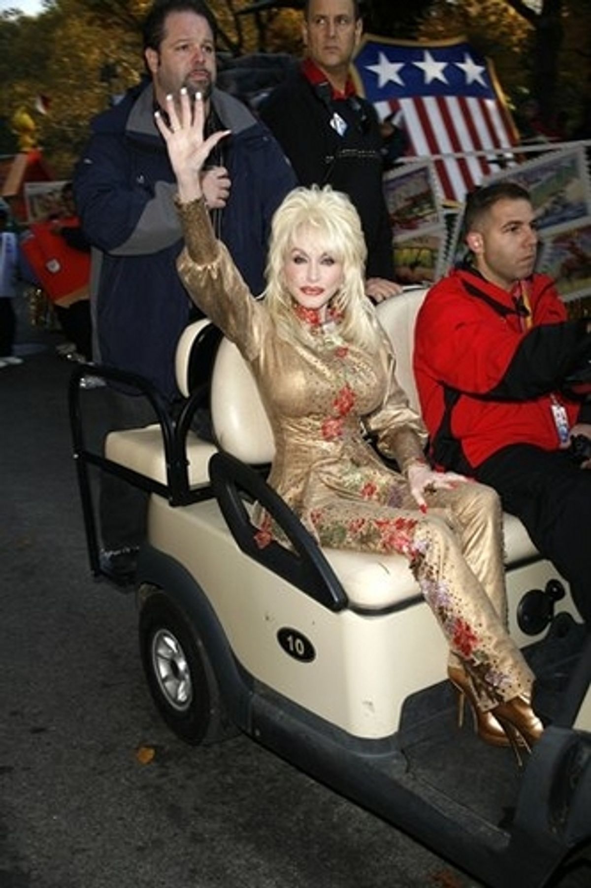 Dolly Parton at Macy's Thanksgiving Day Parade 2007