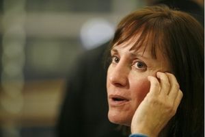 Laurie Metcalf Photo