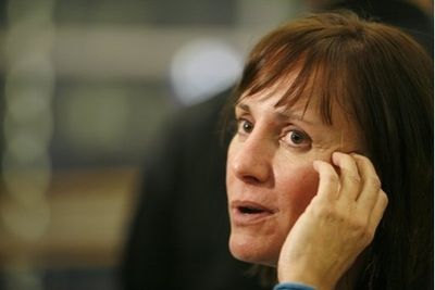 Laurie Metcalf Photo