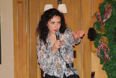 Bebe Neuwirth Photo