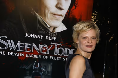 Martha Plimpton Photo