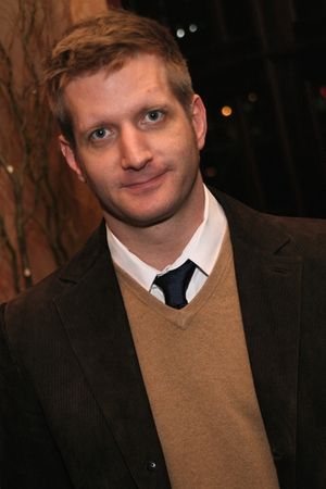 Paul Sparks Photo