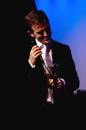 Daniel Reichard Photo