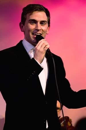 Daniel Reichard
@ BroadwayWorld Daniel Reichard
Photo