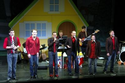 The Broadway Boys (l-r): Zak Resnick, Steve Morgan, Jesse Nager, Josh Strickland, Rya Photo