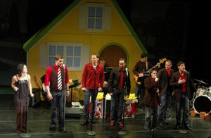 Rema Webb and The Broadway Boys (l-r): Zak Resnick, Steve Morgan, Jesse Nager, Josh S Photo