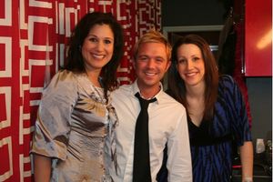 Stephanie J. Block, Danny Calvert and Natalie Weiss
@ BroadwayWorld Stephanie J. Block, Danny Calvert and Natalie Weiss
Photo