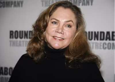 Kathleen Turner Photo