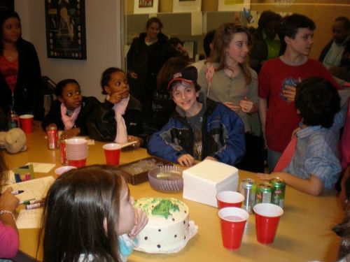 Photos: Broadway Kids Care Valentine's Day Activities — photo 7 of 7