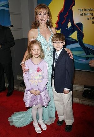 Jodi Benson and children
@ BroadwayWorld Jodi Benson and children
Photo