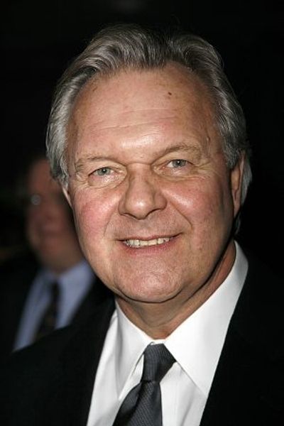 Walter Bobbie
 Photo