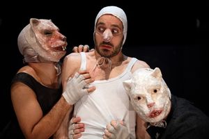 Giandomenico Cupaiuolo (center) as Pinocchio
@ BroadwayWorld Giandomenico Cupaiuolo (center) as Pinocchio
Photo