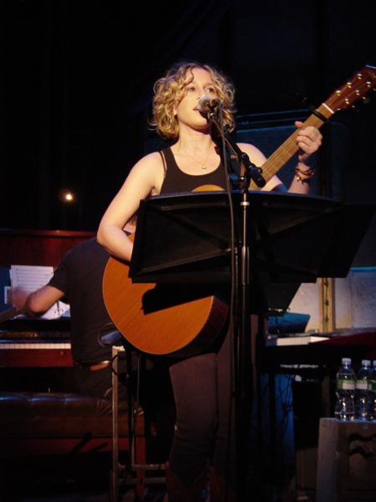 Greg Naughton and Toby Lightman accompanied some songs they sang. Singer/songwriter Toby Lightman has released a couple of albums and performed with such chart-toppers as Rob Thomas, Jewel and James Blunt. Naughton is also a singer/songwriter, with the gr at 