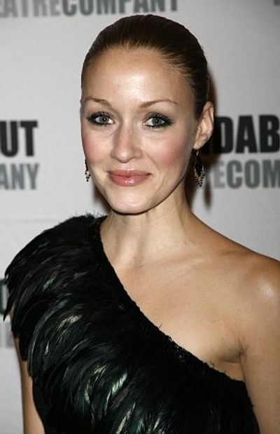 Jennifer Ferrin Photo